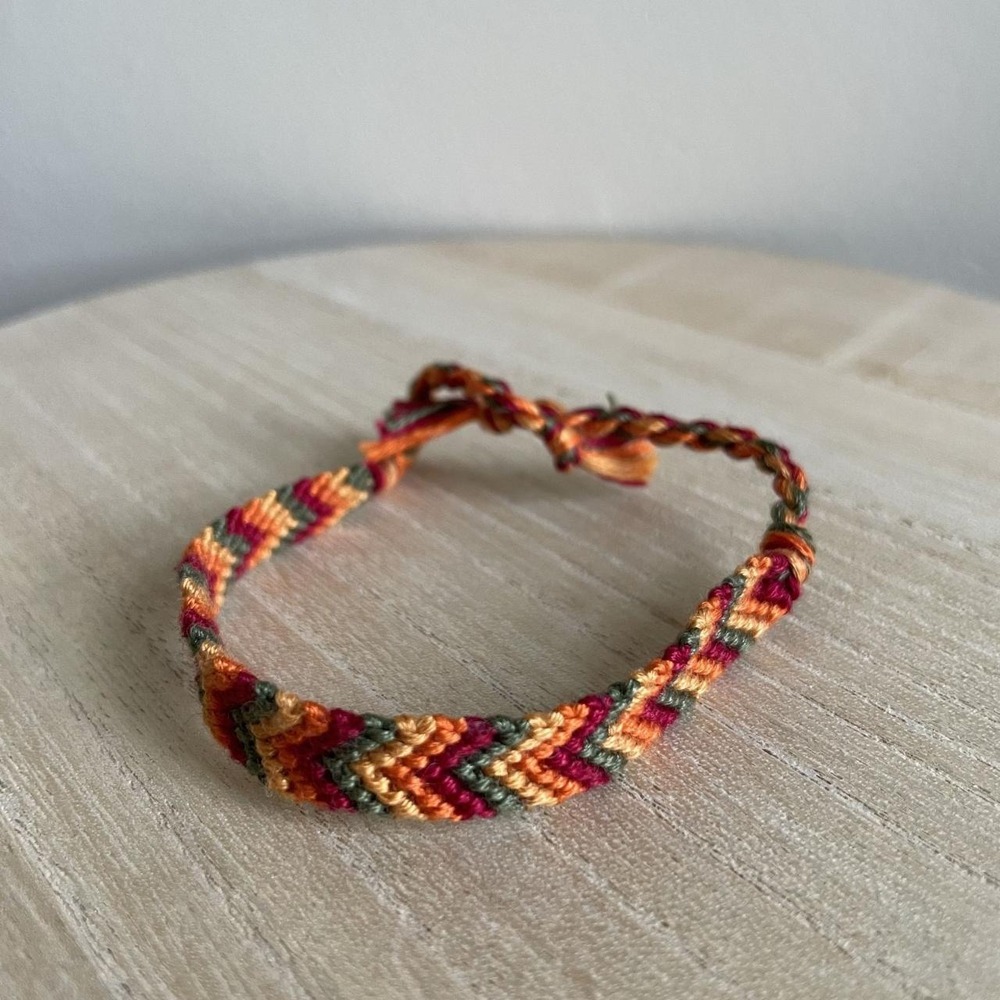 Gladys Woven Friendship Bracelet OS Multicolor Women Cotton Chevron Anklet